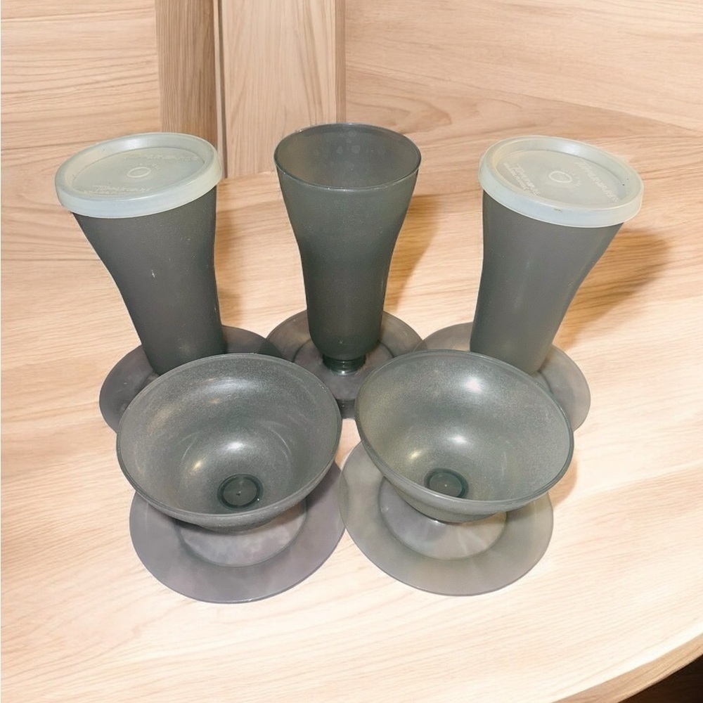 7 Piece Vintage Old Smokey Gray Tupperware Footed Dessert Bowls~Footed Parfaits